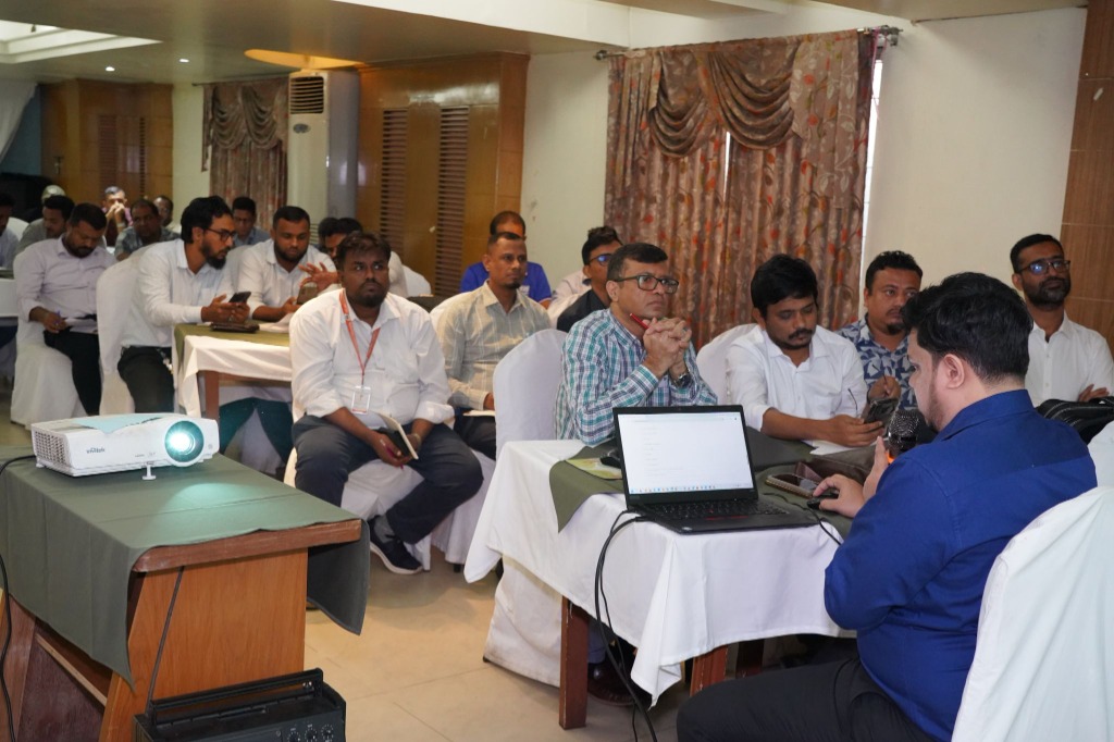 Orientation and data-capturing presentation during the workshop.